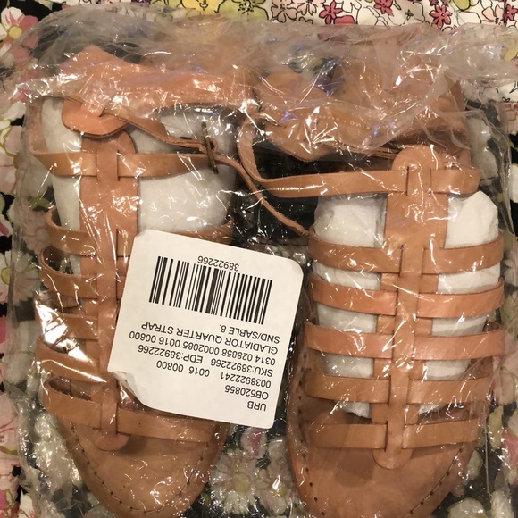 Urban Outfitters Leather Gladiator Strap Sandals - Picture 2 of 5